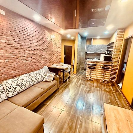 Marnika Apartment บาทูมิ ภายนอก รูปภาพ