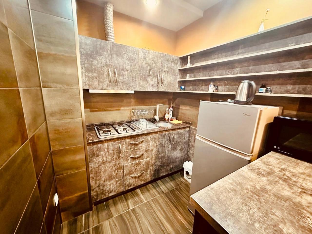 Marnika Apartment บาทูมิ ภายนอก รูปภาพ