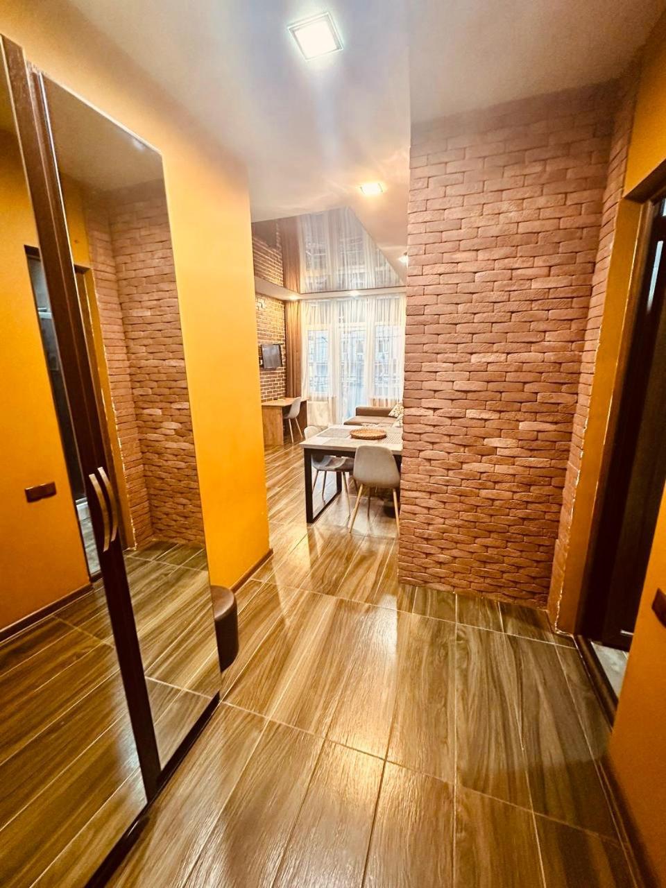 Marnika Apartment บาทูมิ ภายนอก รูปภาพ